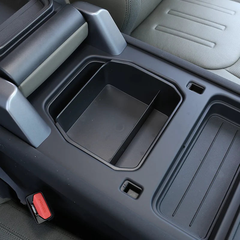 TINKI for Land Rover Defender 110 20-2021 Black Car Central Storage Box Door Phone Glove Armrest Box Storage Box Car Accessories