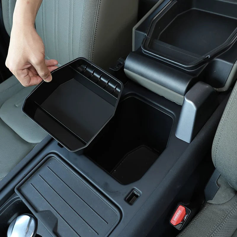 TINKI for Land Rover Defender 110 20-2021 Black Car Central Storage Box Door Phone Glove Armrest Box Storage Box Car Accessories